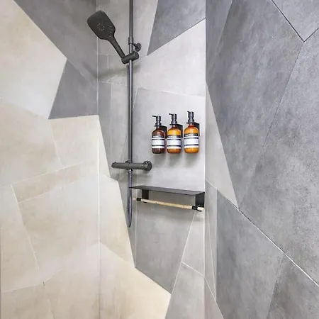 Διαμέρισμα Superbe Appartement, Hypercentre, 4chambres. *