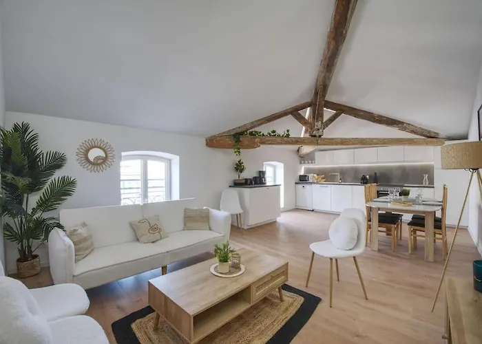 Superbe Appartement, Hypercentre, 4chambres. Διαμέρισμα *