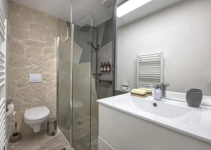 Διαμέρισμα Superbe Appartement, Hypercentre, 4chambres.