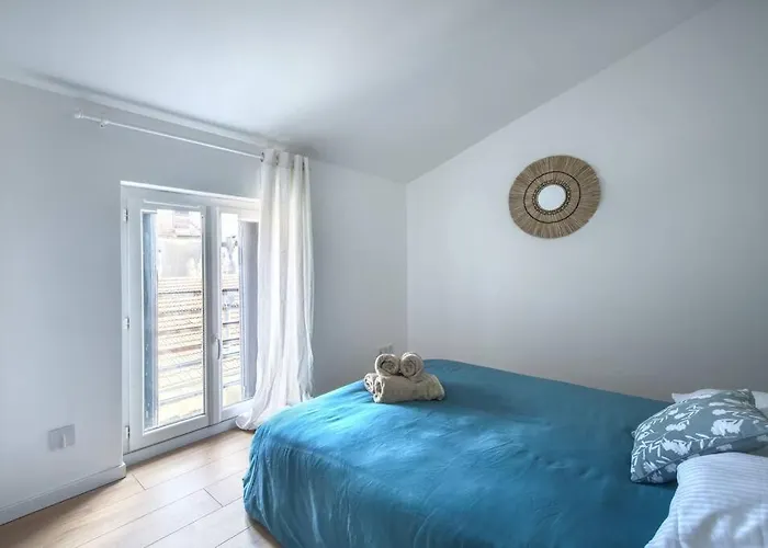 Superbe Appartement, Hypercentre, 4chambres. * Μπεζιέ
