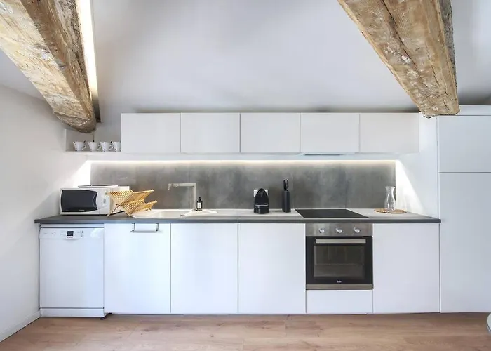 Superbe Appartement, Hypercentre, 4chambres. Διαμέρισμα Μπεζιέ
