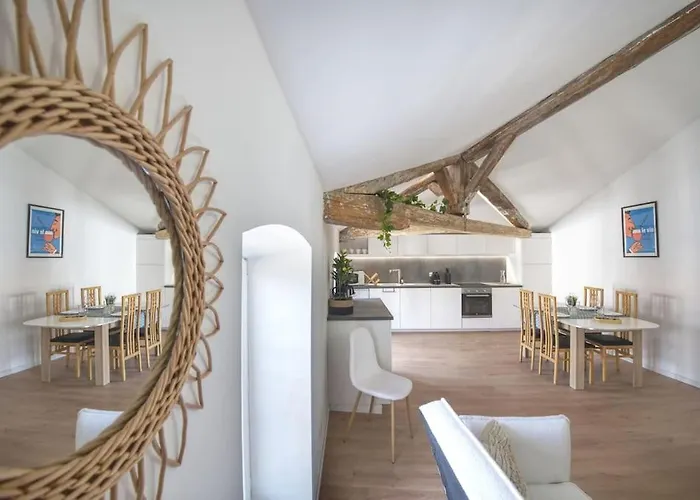 Superbe Appartement, Hypercentre, 4chambres. Διαμέρισμα Μπεζιέ