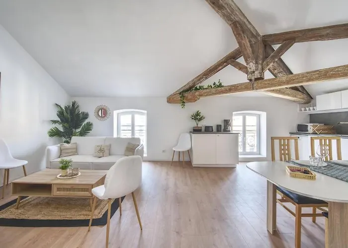 Διαμέρισμα Superbe Appartement, Hypercentre, 4chambres.